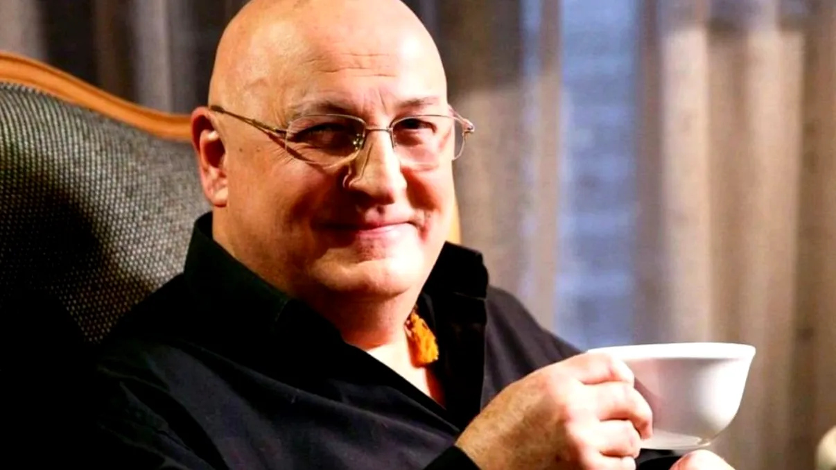 Din ce face Bebe Cotimanis bani în Grecia. Detaliul observat de turiştii români în Thassos: 