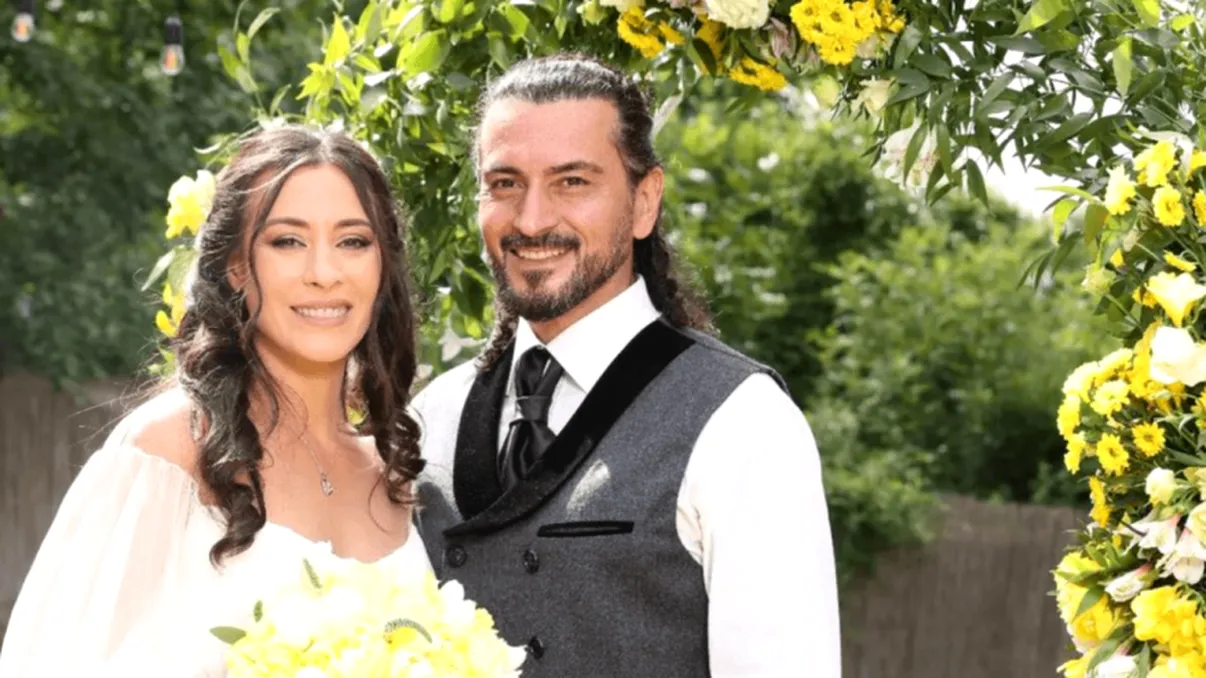 Primele imagini de la nunta religioasă a Cătălinei Ponor cu Bogdan Jianu. Andreea Răducan, mesaj emoționant pentru fosta ei colegă