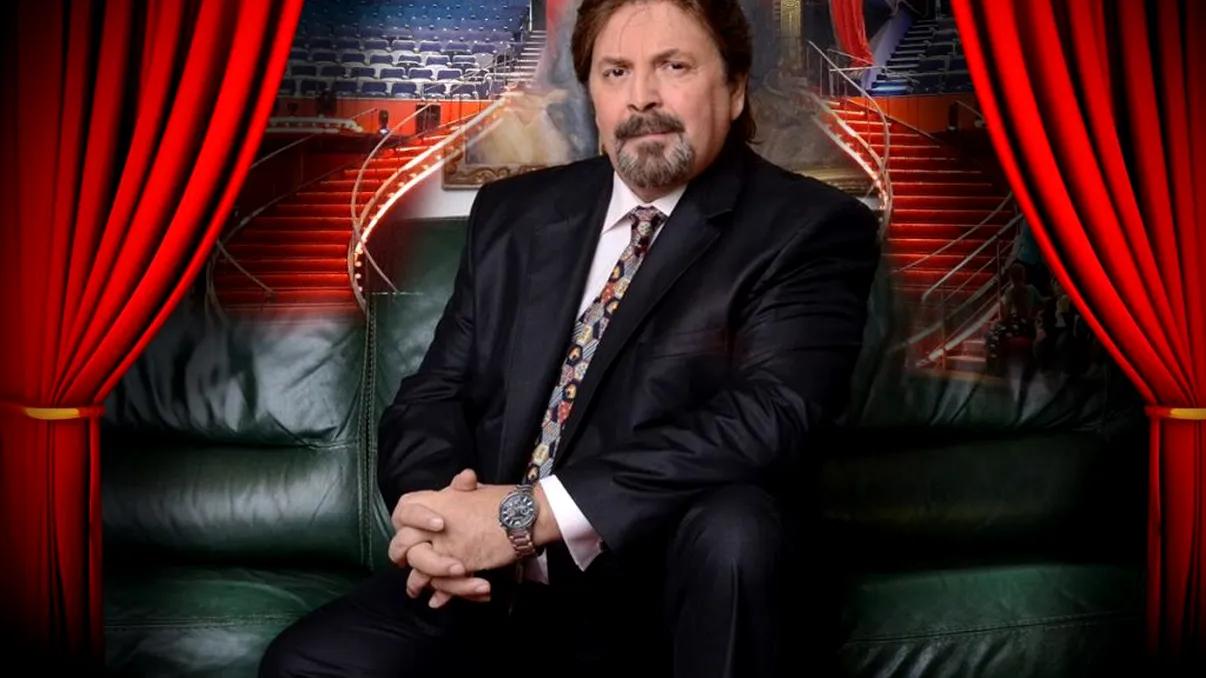 Adrian Daminescu a revenit pe scenă, la doi ani după ce a primit un diagnostic dur. Soția lui vine cu vești bune: ”Boala nu i-a furat vocea!” FOTO EXCLUSIV