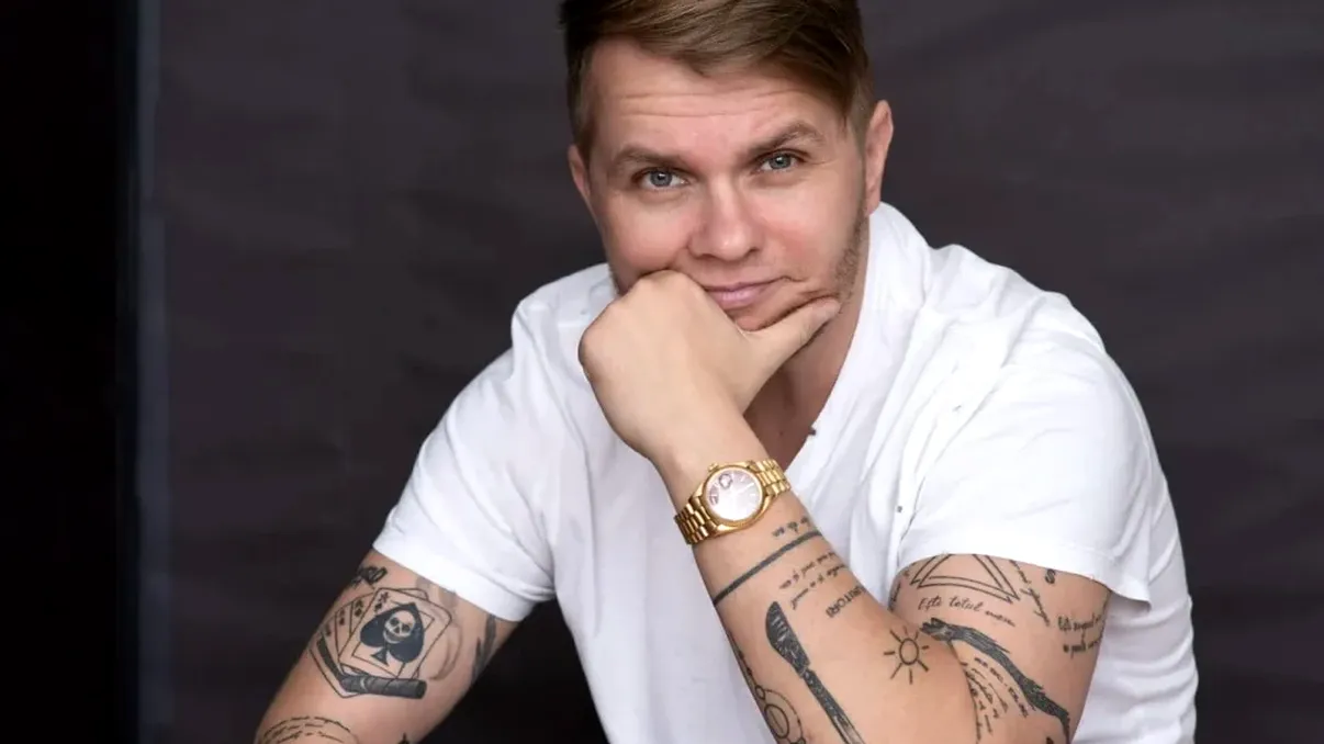 Cum se înțelege Codin Maticiuc cu fiul său vitreg: 