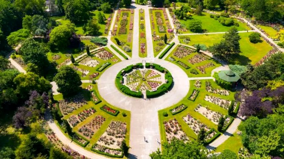 Grădina Botanică din București se transformă total. Ce se va întâmpla timp de 4 luni