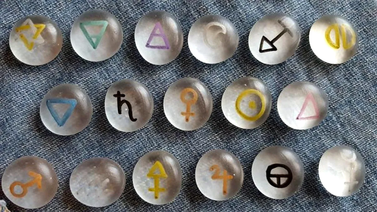 Horoscop alchimist 2023: ce zodie ești și ce element ți se potrivește