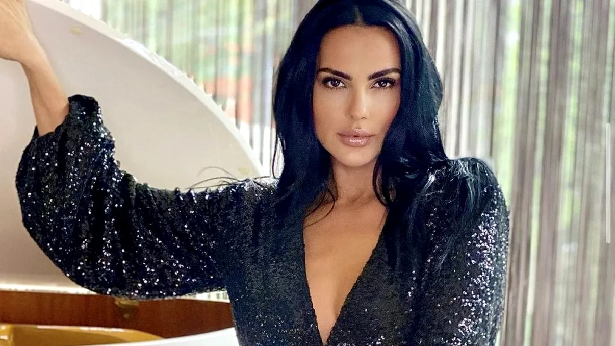 Lavinia Pîrva a plecat în vacanţă după ziua ei fără soţ. Ce face Ştefan Bănică Jr. în acest timp