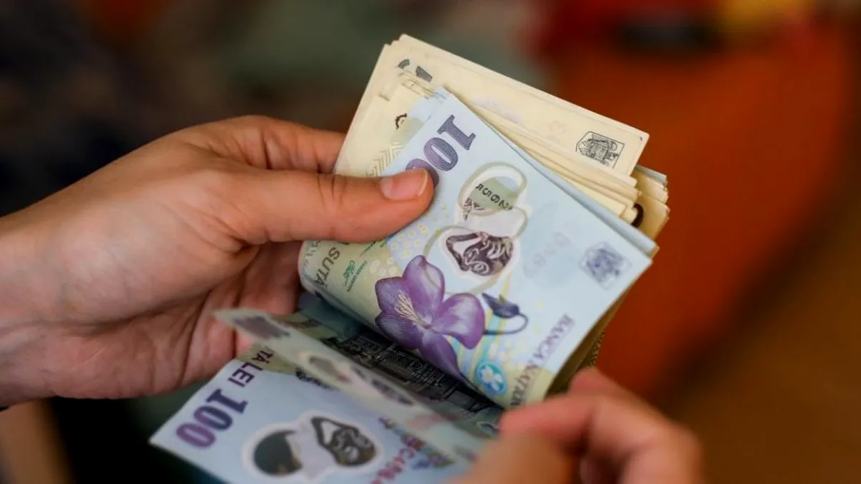 Beneficii pentru pensionari, în 2024. Totul despre majorarea veniturilor şi tratamentele balneare pentru bătrâni