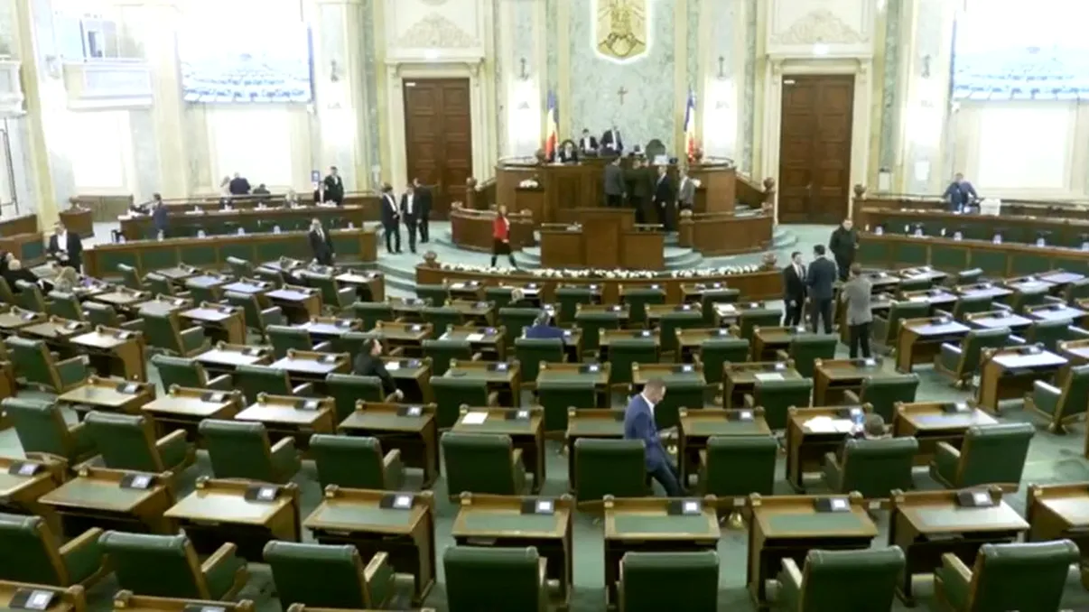 Pericol de incendiu în Parlament. Demnitarii au fost evacuați de urgență. Anunțul făcut de ISU