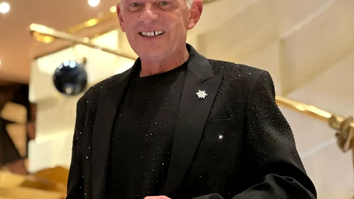 Bărbatul din imagine este un fost prezentator TV din România. Așa arată după ce a slăbit 34 de kilograme. Imagini de nerecunoscut cu Leonard Miron