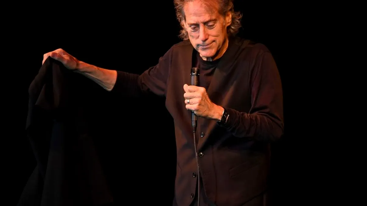Doliu în lumea artistică. A murit unul dintre cei mai mari comedianți ai lumii, cine a fost Richard Lewis