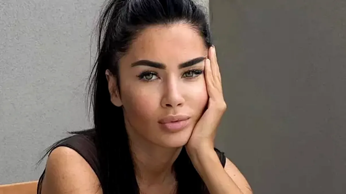 Oana Zăvoranu a picat testul de cultură generală de pe TikTok. Internauţii au râs cu lacrimi, ce gafe a făcut