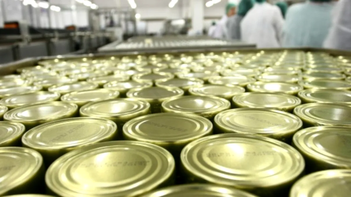 Oraşul din România în care se deschide o fabrică de conserve. Este nevoie de mulţi angajaţi, va ajuta la economia localităţii