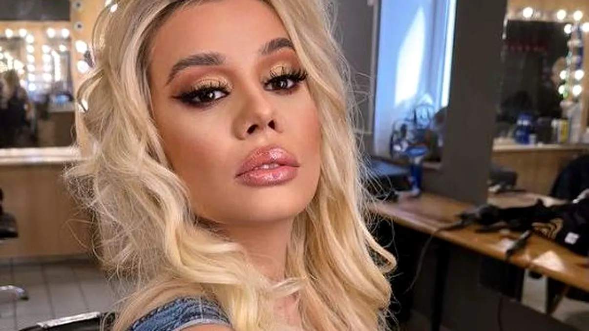 Vedeta din România care este de nerecunoscut după operațiile la nas și la față. Parcă este altă persoană FOTO