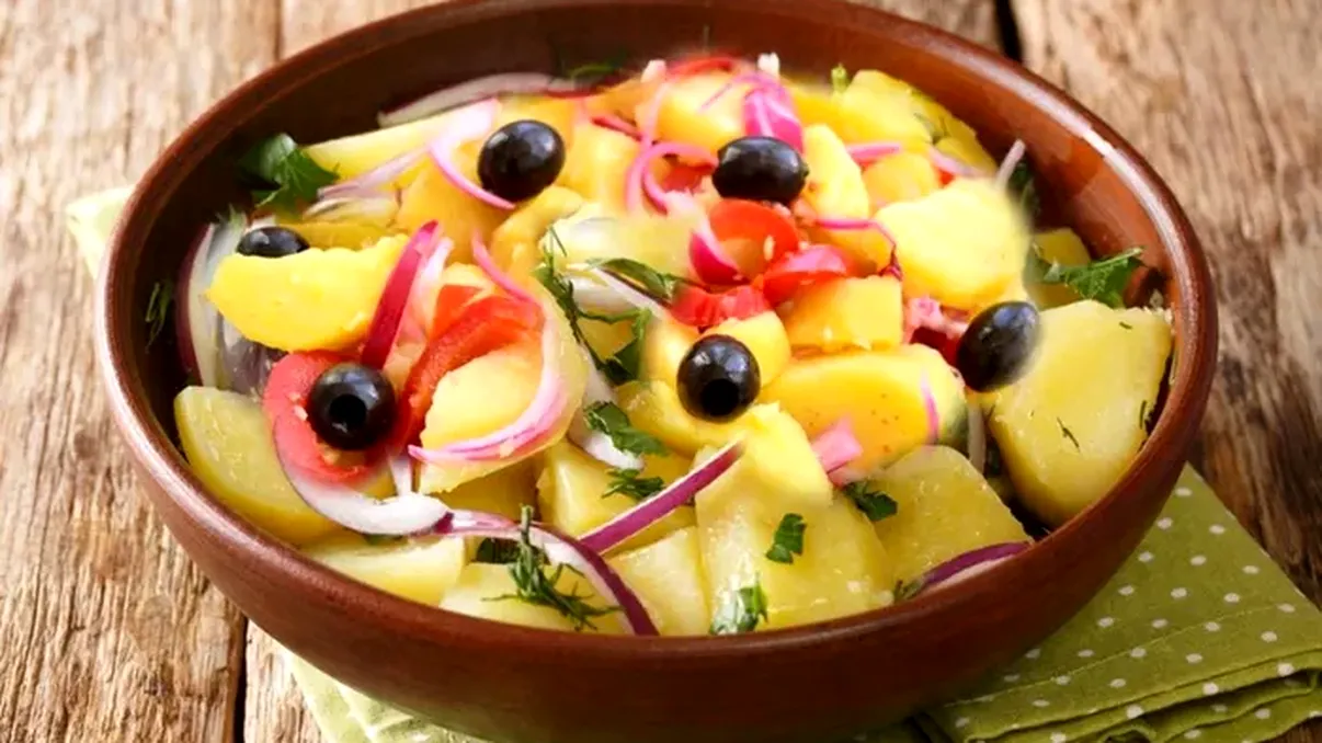 Două greșeli care strică salata orientală. De asta nu are gustul ca la mama acasă