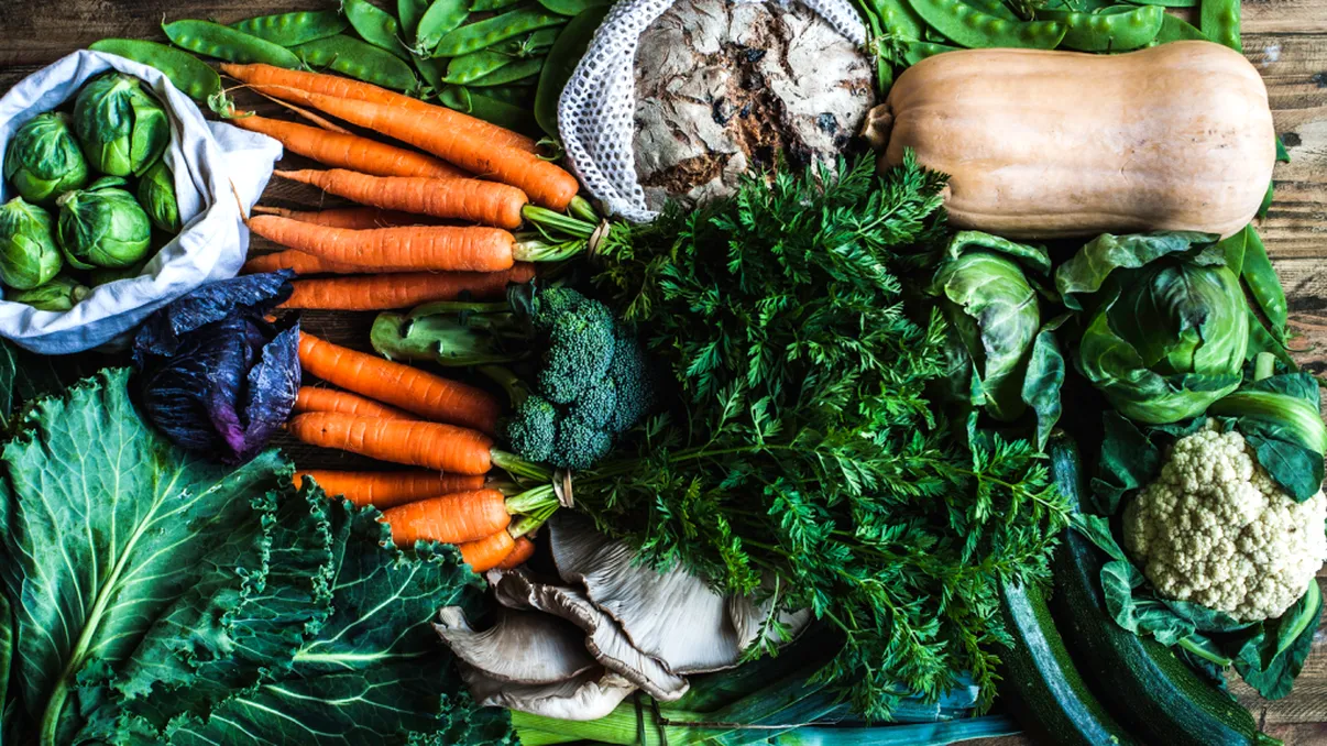 Sfârșitul lunii aprilie este ultima ta șansă să cultivi aceste 5 legume. Sunt cel mai ușor de plantat și dau roade bogate