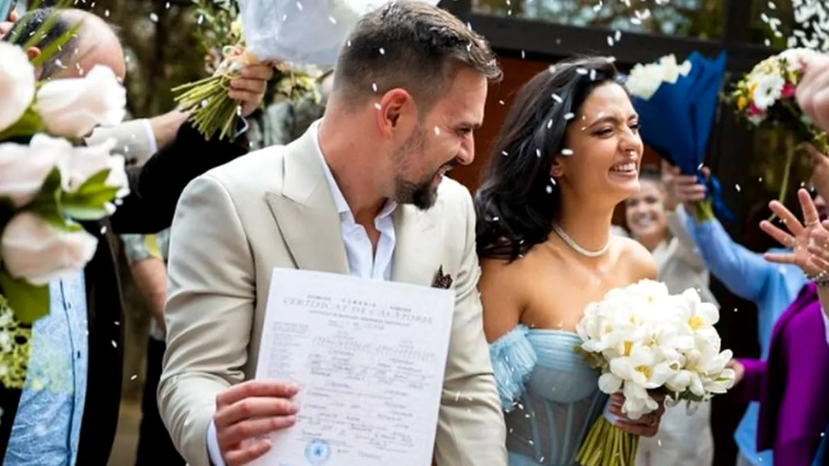 S-a lăsat cu lacrimi de fericire! Vlad Gherman, primele declarații după cununia civilă cu Oana Moșneagu. Când pleacă îndrăgostiții în luna de miere? EXCLUSIV
