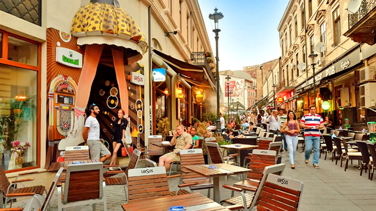 Orașul mare din România cu bere ieftină și mâncare la prețuri reduse. Englezii au făcut topul VIDEO