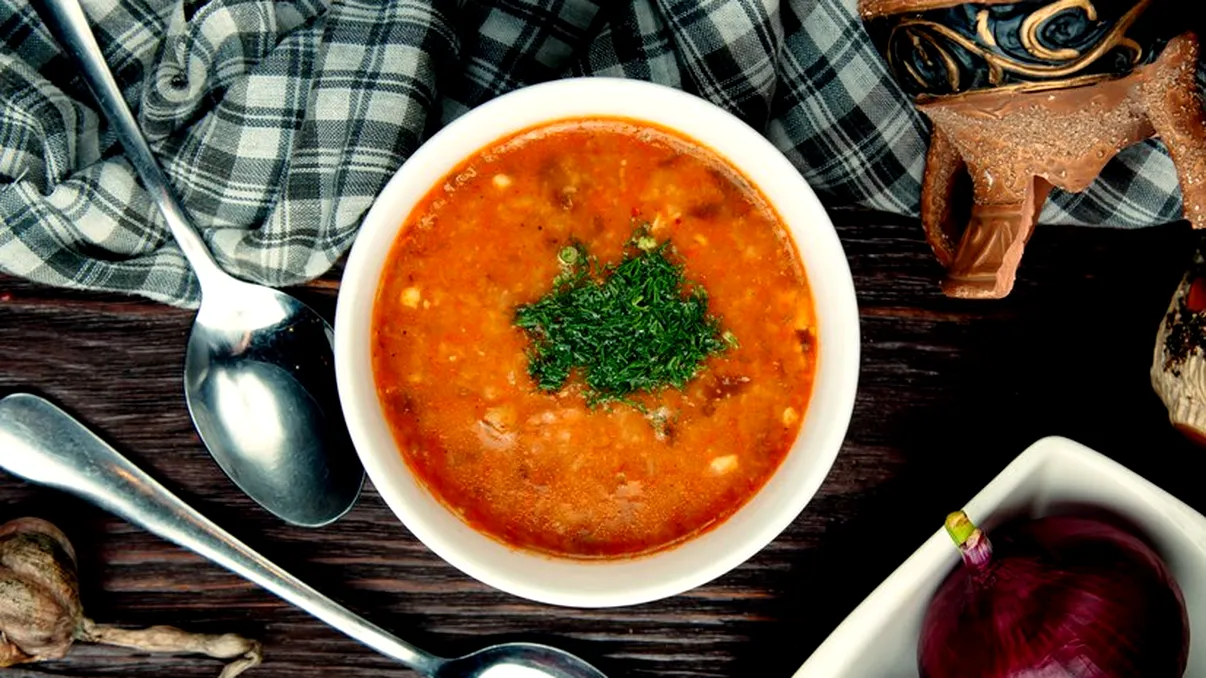 Leguma nocivă pe care nu trebuie să o mai pui în ciorbă. Este toxică dacă o reîncălzești