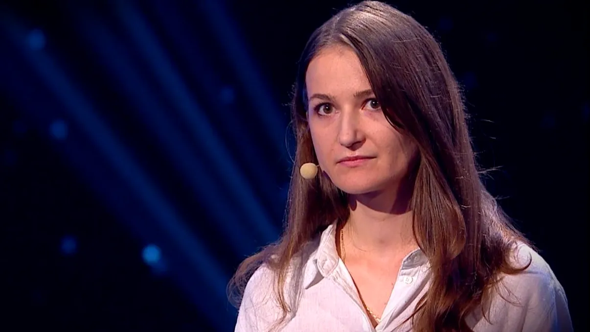 Concurenta cu ochi triști de la Românii au talent care a făcut publicul să plângă. Poezia Biancăi Salerno a ajuns la inimile tuturor