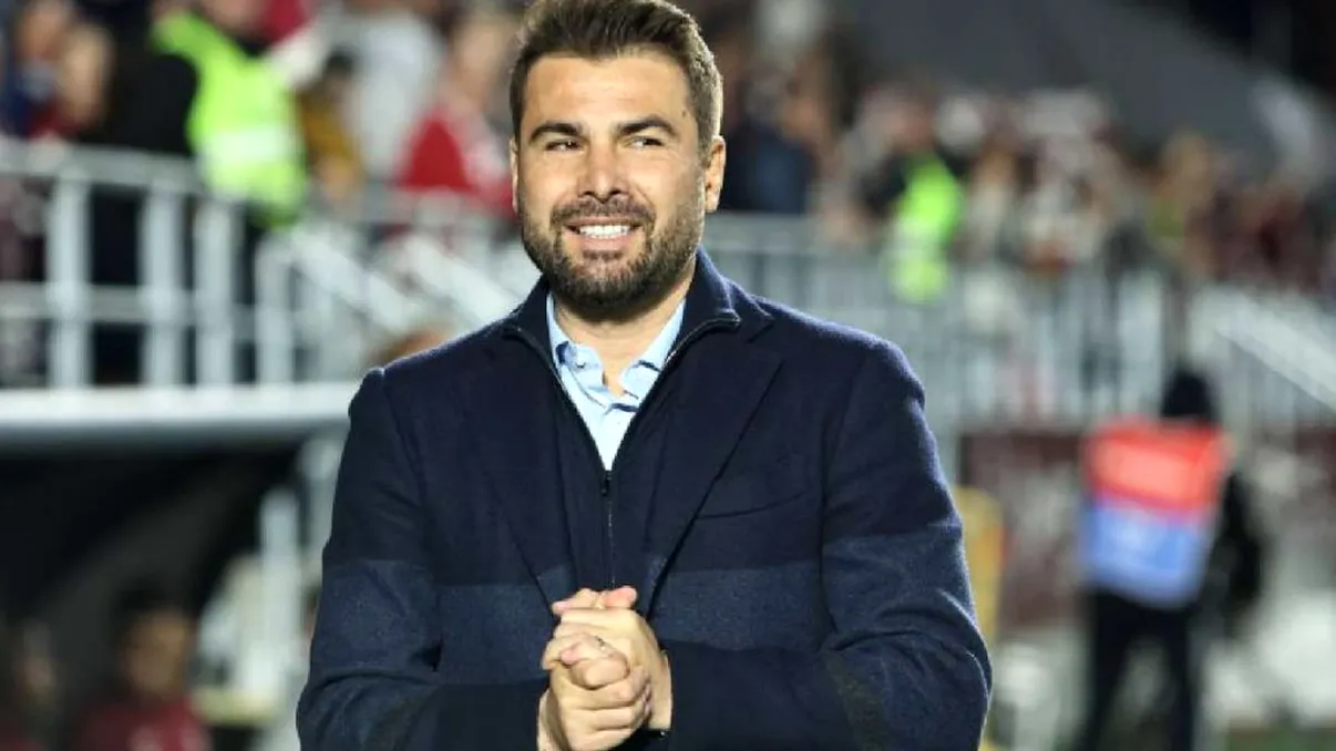 Imaginea cu care Adrian Mutu a topit inimile fanilor. Cu cine s-a fotografiat, gestul superstarului l-a emoționat