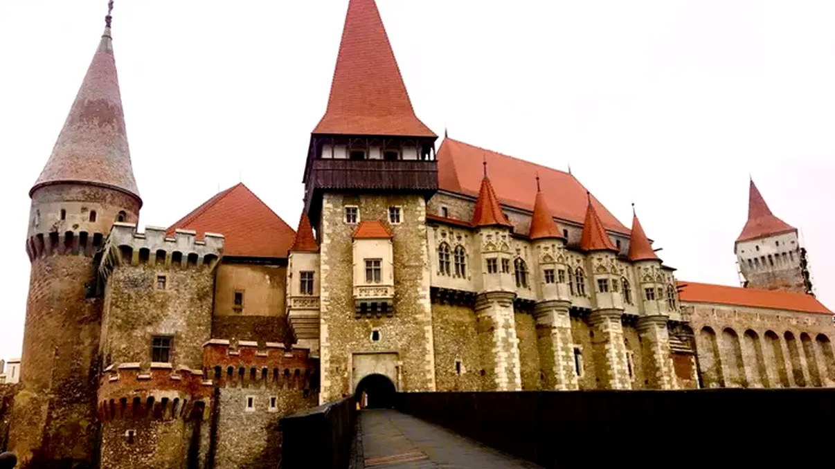 Locul spectaculos din România care ascunde un labirint subteran. L-ai vizitat de multe ori fără să știi ce comoară se află dedesubt