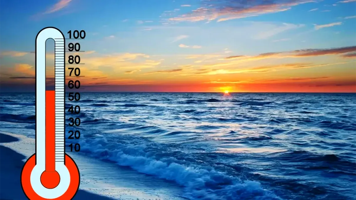 Câte grade are apa Mării Negre la început de iunie 2024. Mii de turiști au luat cu asalt litoralul