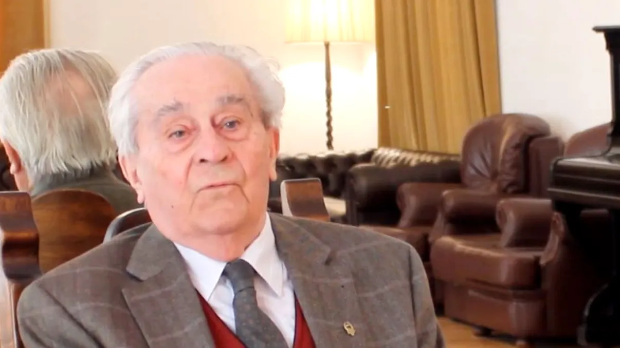 Doliu în România! Celebrul jurnalist Mircea Carp a murit la 101 ani