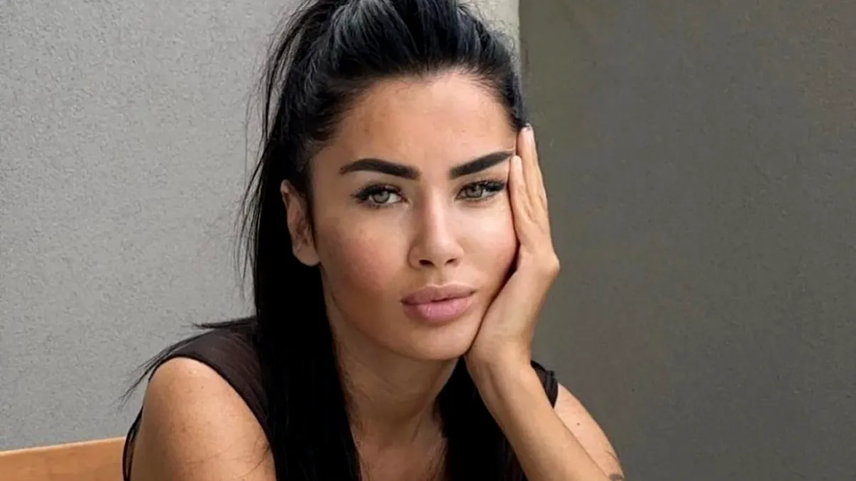 Oana Zăvoranu face apel la fani să o ajute. Ce se întâmplă cu vedeta: “Nu pot singură”