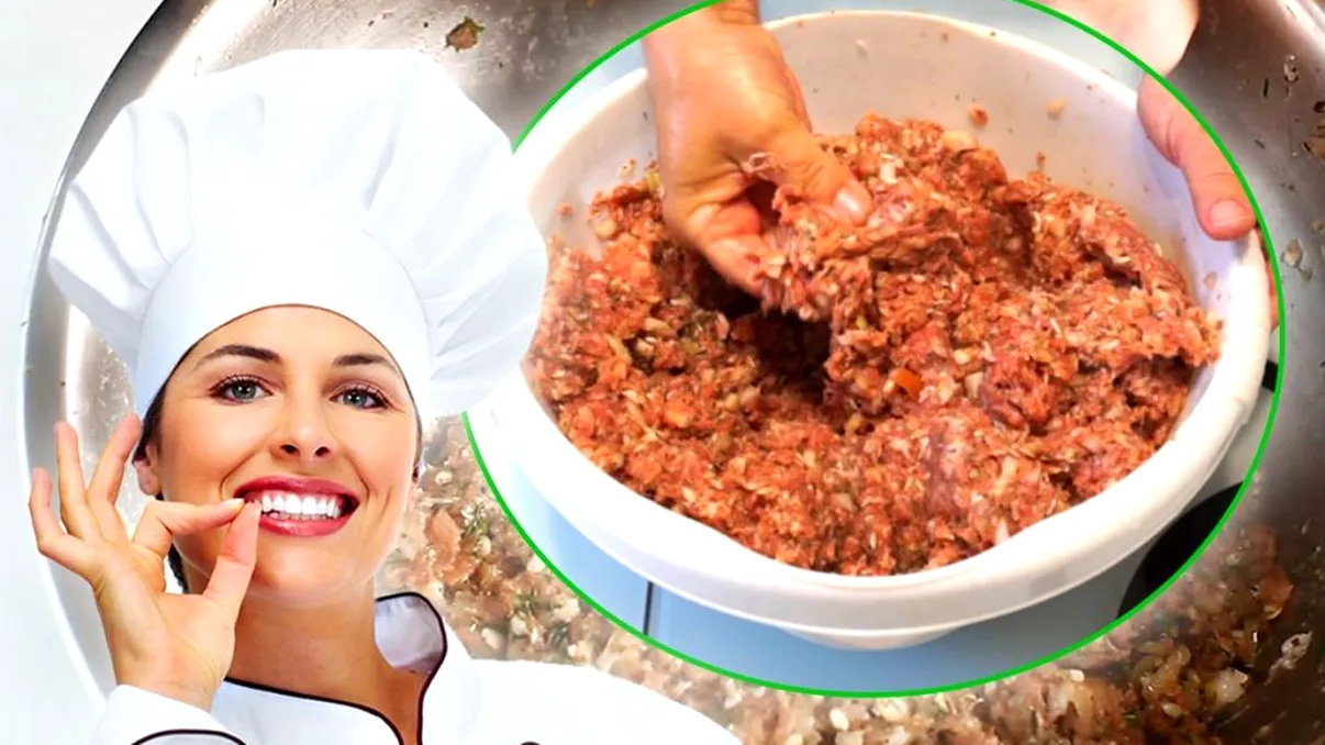 Ce să adaugi în carnea tocată pentru cei mai delicioși ardei umpluți. Ingredientul care dă tot gustul bun