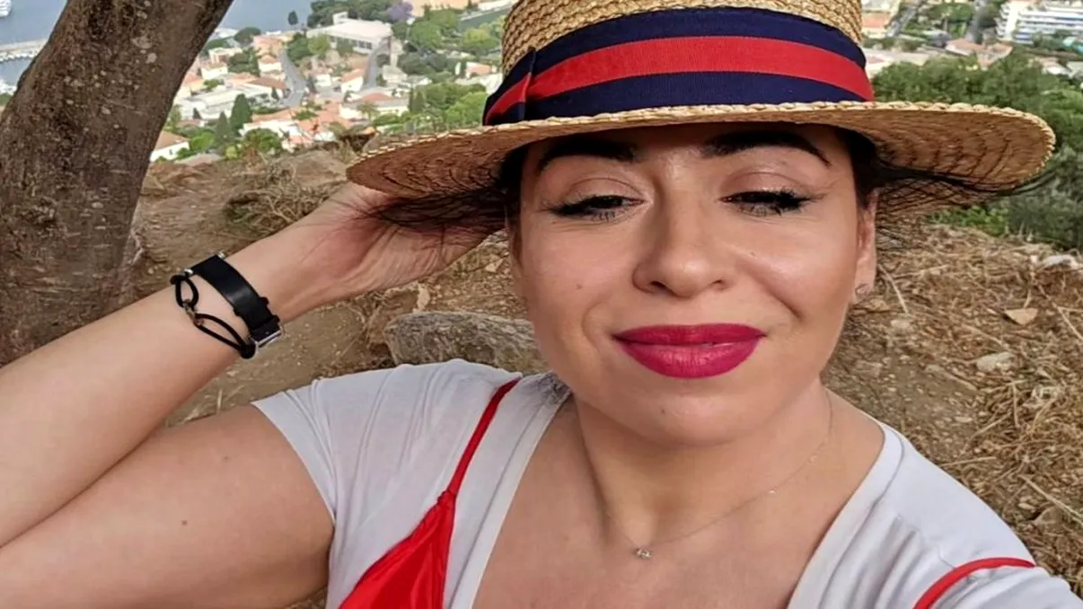 Ce a găsit Marius Elisei în telefonul Oanei Roman când erau divorțați. Vedeta susține că fostul soț a șantajat-o apoi