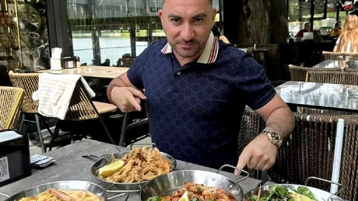 Pescobar și-a luat un nou bolid de lux: “Te aștept de 1 an. N-am permis, dar nu contează”