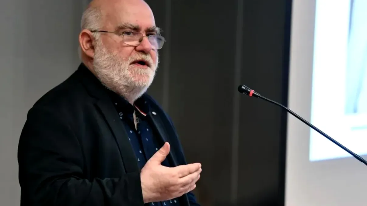 Alfred Bulai a ieșit din închisoare. Fostul profesor va fi cercetat în arest la domiciliu