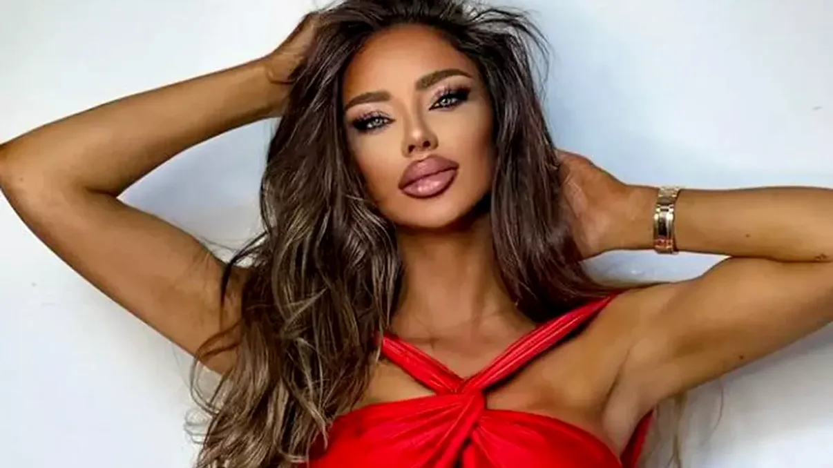 Imaginea cu care Bianca Drăgușanu a topit inimile fanilor. Cum a apărut fiica ei și a lui Victor Slav pe internet: “Cel mai bun și frumos înger”