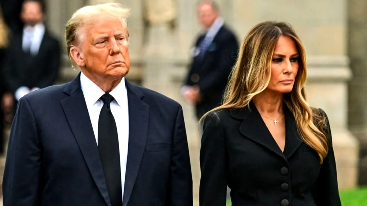 Cum s-a îmbrăcat Melania Trump în ziua alegerilor din SUA. Ținuta a fost una neobișnuită pentru stilul ei