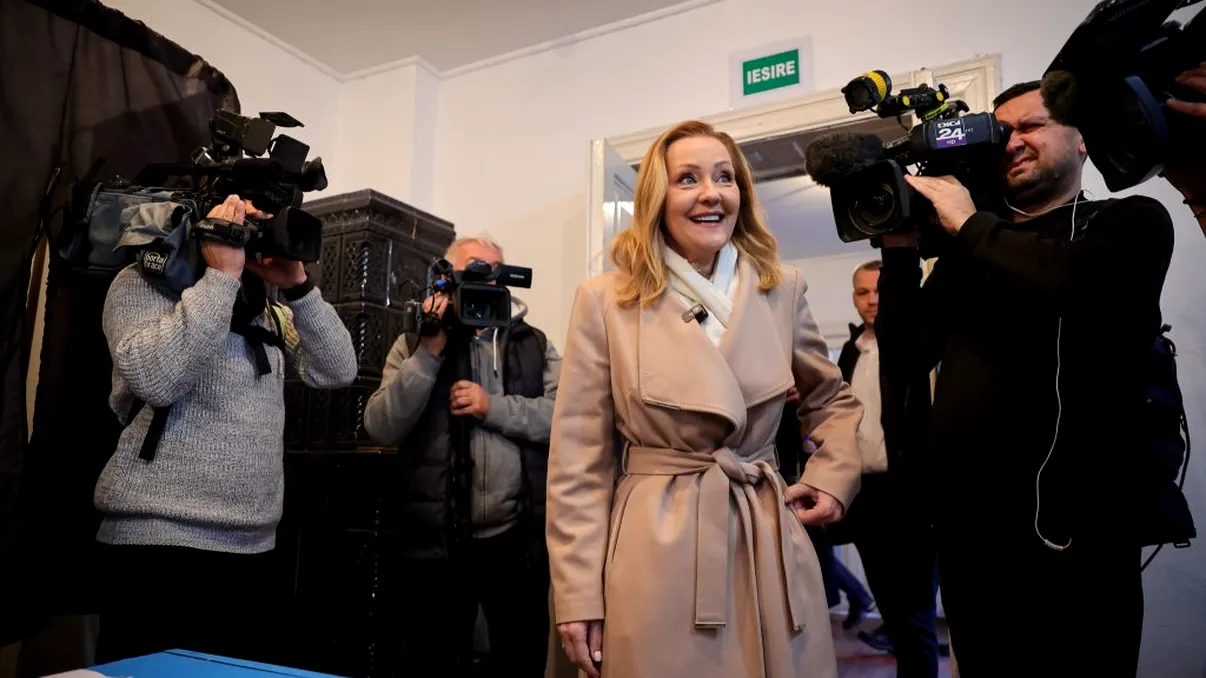 Primul lucru pe care l-a făcut Elena Lasconi după ce a ieșit de la vot: ”M-am rugat la mânăstire pentru democrație, pace și înțelegere!”