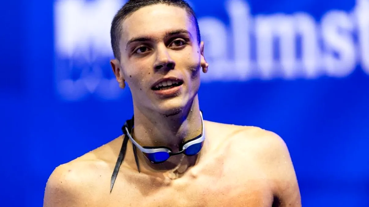 După mașina de 150.000 de euro, David Popovici și-a cumpărat o vilă de lux. Cât costă imobilul uriaș