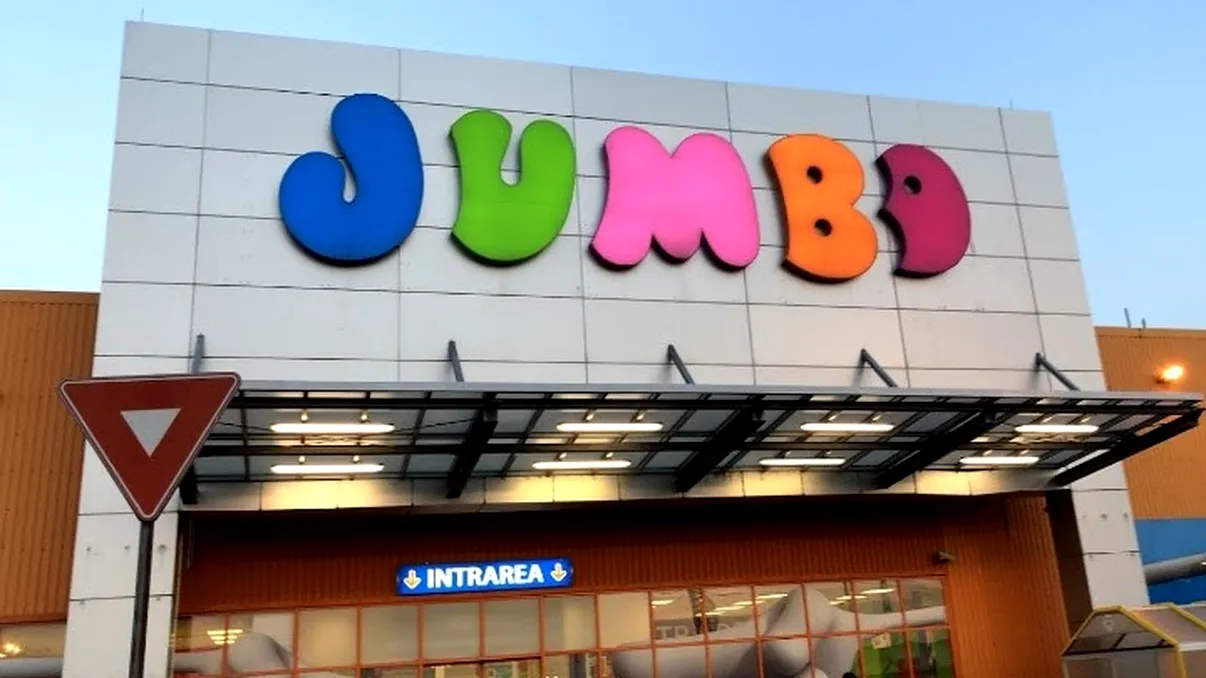 Magazinul Jumbo din cartierul Berceni, evacuat de urgență după ce s-a umplut de fum