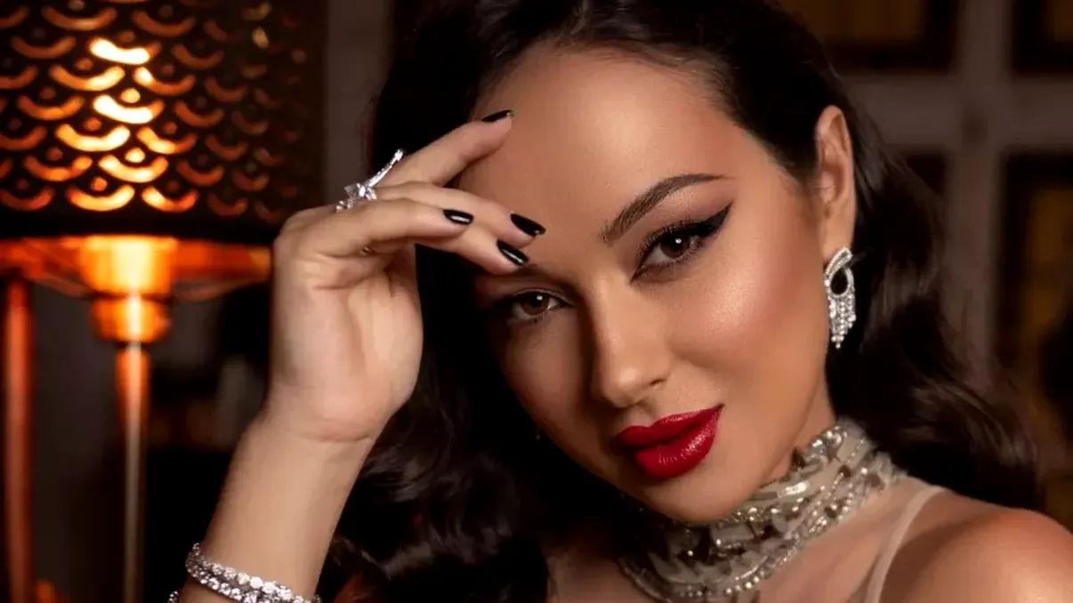 Probleme legale pentru Vlăduța Lupău! Artista, parte într-un proces internațional