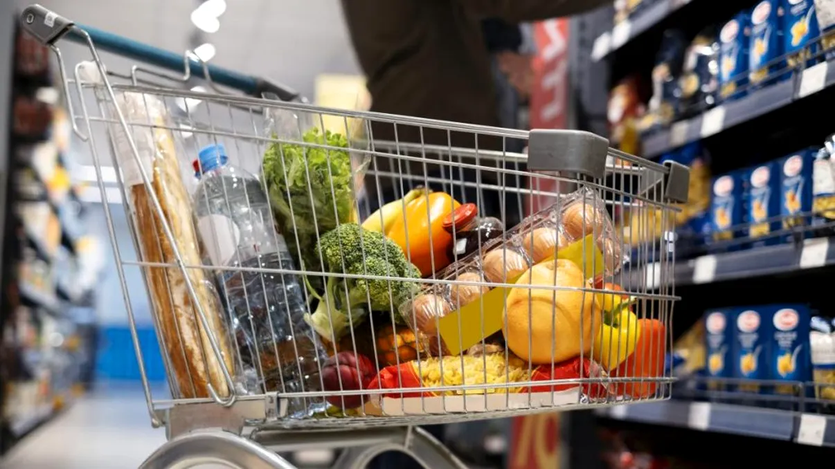 Reacție unei românce care a lucrat în Germania când a văzut ce prețuri sunt în supermarketurile din România: “Prăpăd, e durere”