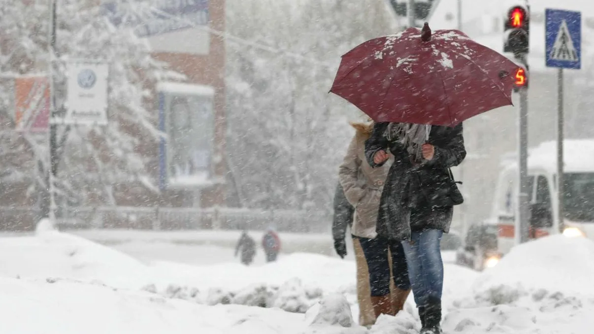 Vortex polar în România. Ninsori puternice, zonele în care stratul de zăpadă a ajuns la 20 cm