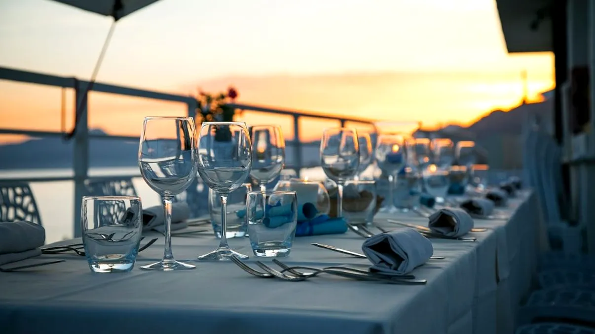 Cum albeşti feţele de masă fără clor în ciuda petelor încăpăţânate. Aşa se curăţă şi în pensiuni şi restaurante