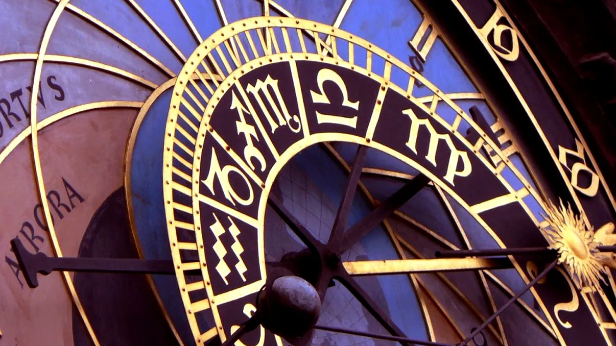 Horoscopul zilei de sâmbătă, 22 februarie 2025. Zodia pentru care cariera înfloreşte, banii vin din toate direcţiile