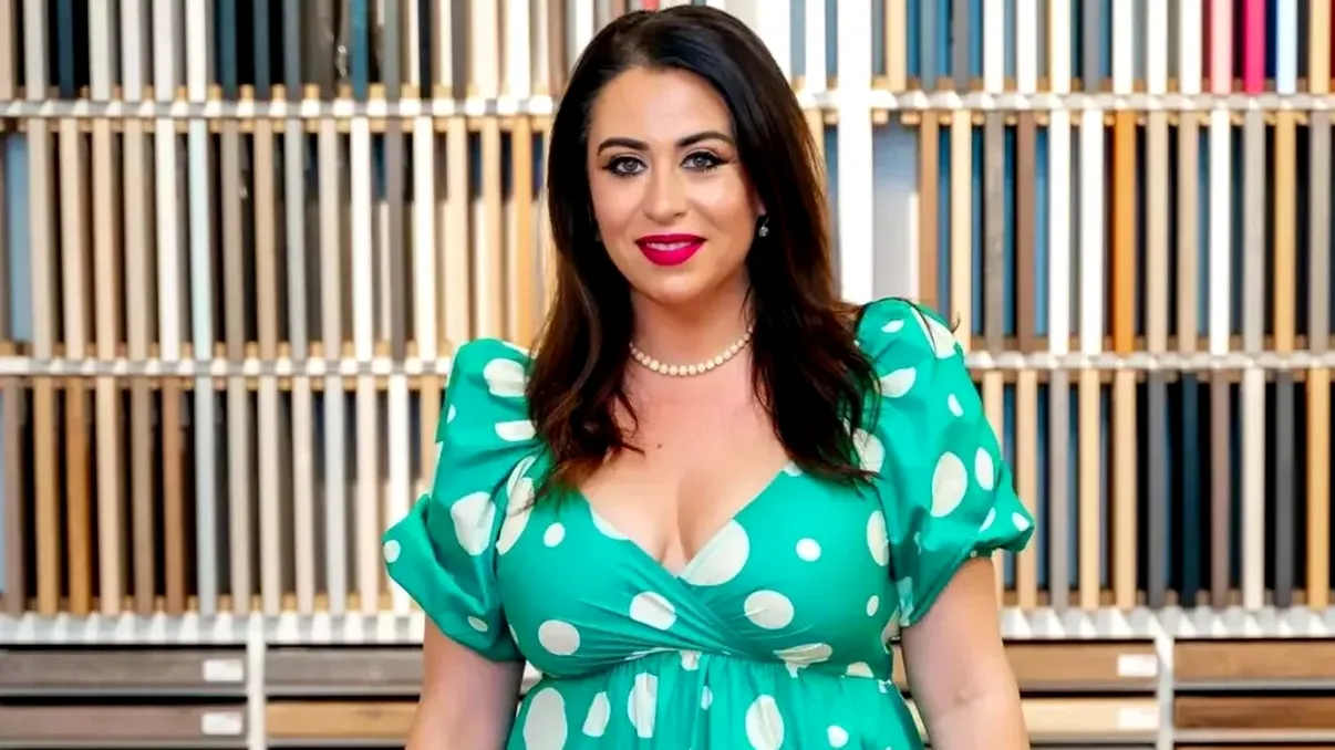 Ce maşină şi-a luat Oana Roman. S-a lăudat şi pe Instagram cu noua achiziţie de zeci de mii de euro: 