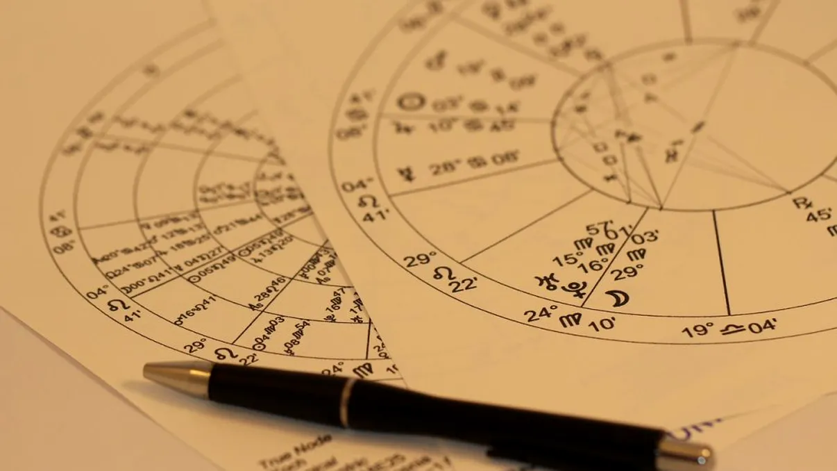 Horoscopul zilei de vineri, 11 aprilie 2025. O zodie va avea o revelaţie, va fi o zi a alegerilor