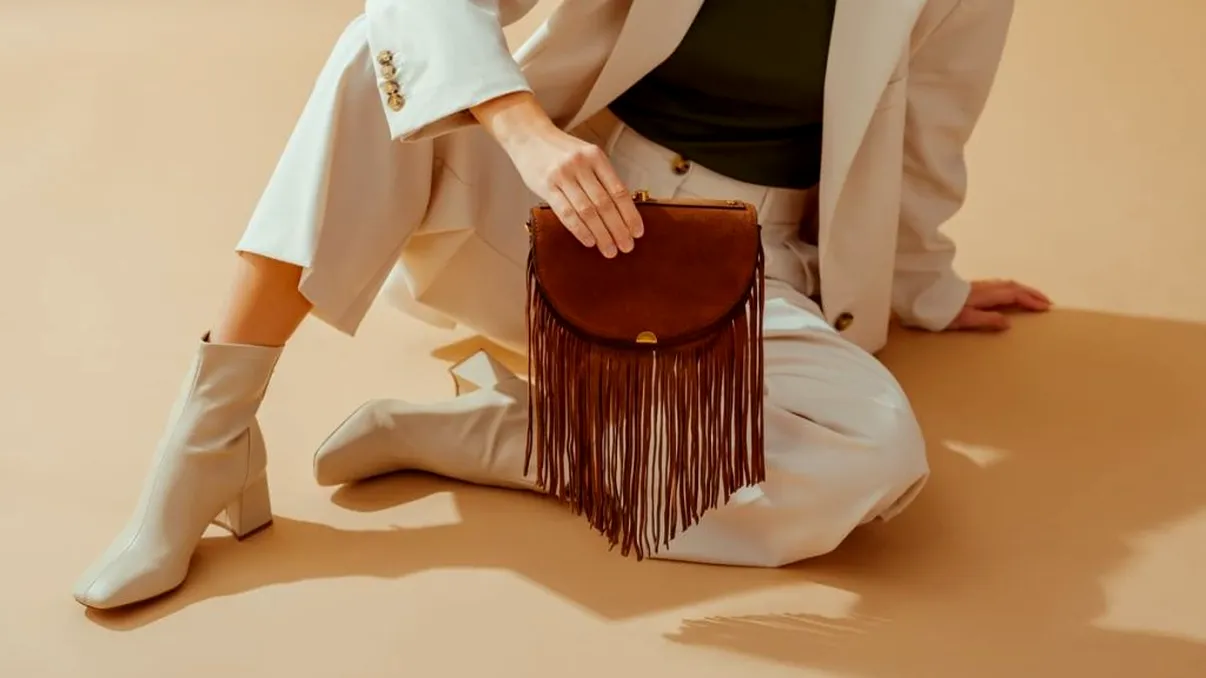 Tendințele anului 2025 în încălțămintea de damă: Ce să porți pentru un look perfect  (P)