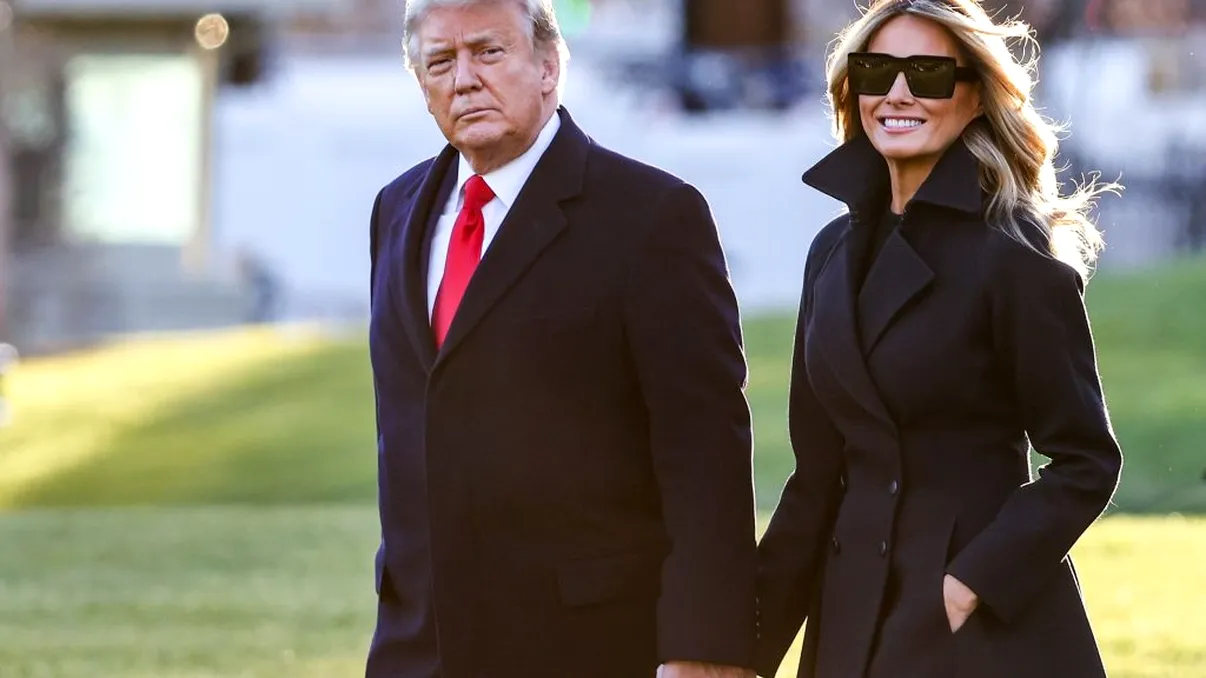 Melania şi Donald Trump, dispută în văzul tuturor. Preşedintele american pare că o ceartă pe Prima Doamnă. Foto