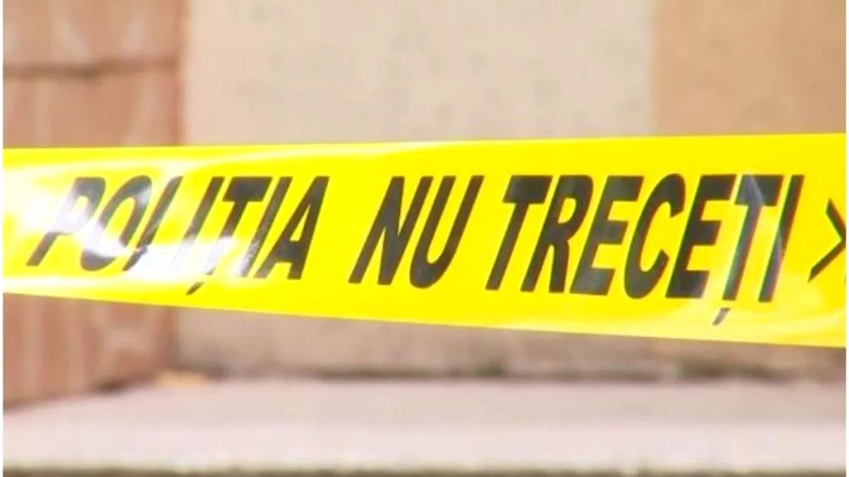 Gafă uriașă a polițiștilor din Prahova: au dus un manechin la IML, crezând că e victima unei crime