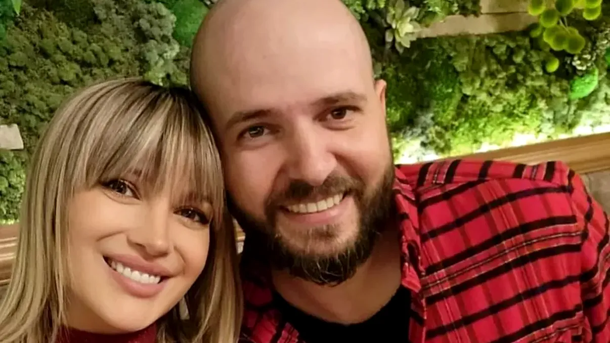 Lora, reacție dură după zvonurile legate de divorțul de Ionuț Ghenu. Unde este acum cuplul: „Tocmai am aflat”