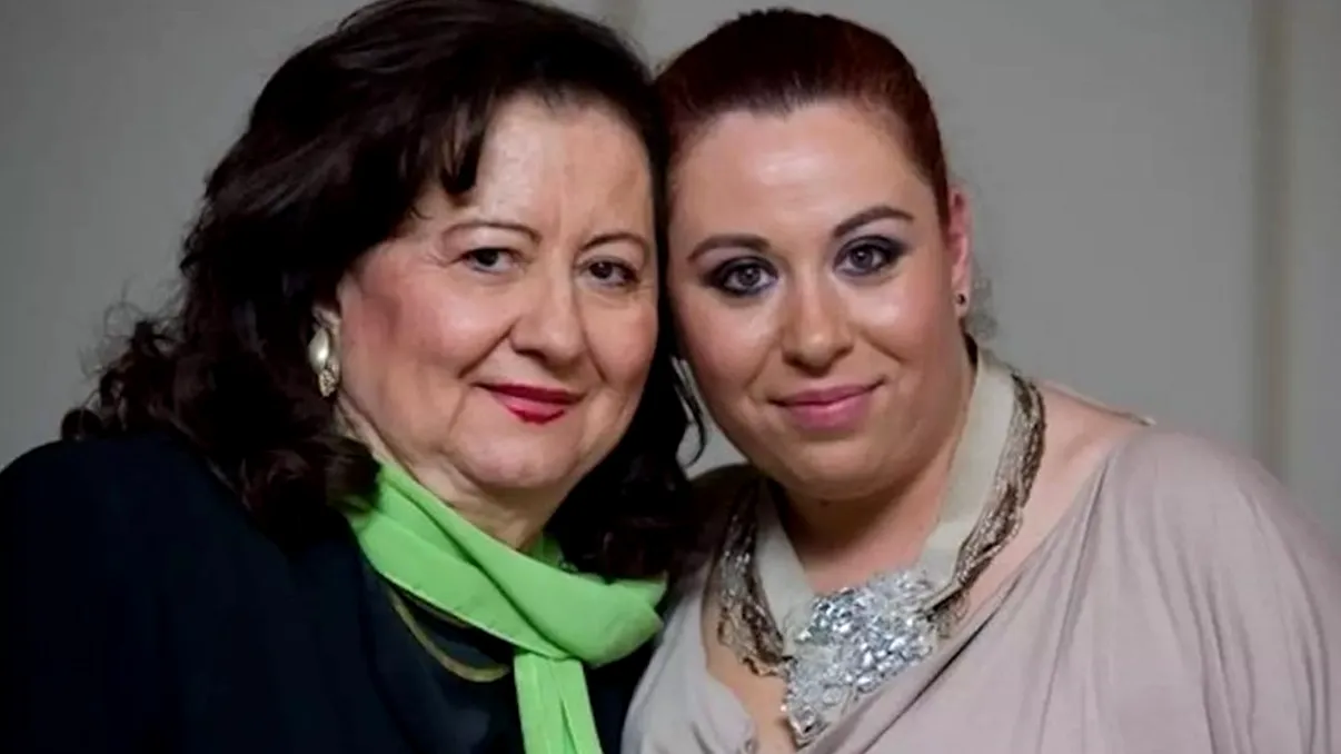 Cum arăta Mioara Roman înainte să moară? Oana, fiica sa, a publicat ultima fotografie cu prima soţie a fostului premier Petre Roman