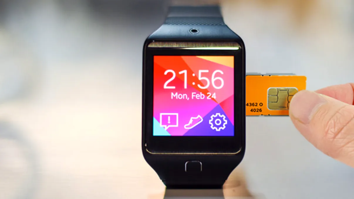 Neînțelegeri între Google și Samsung: gigantul online vrea sprijin pentru ceasul cu Android Wear