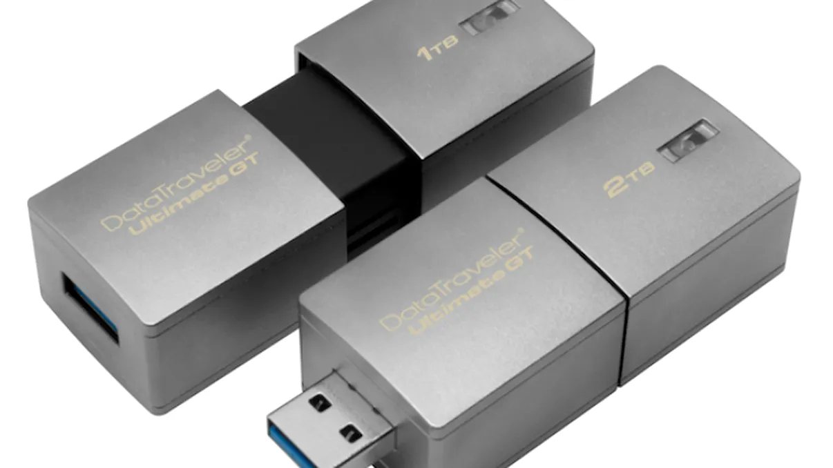 Kingston a lansat cel mai mare stick USB de pe piață