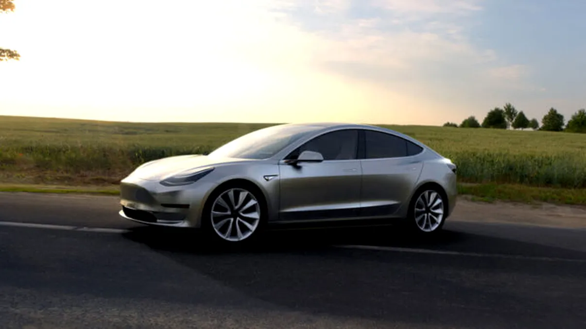 Tesla Model 3 s-a lansat, iar marea provocare pentru Musk începe