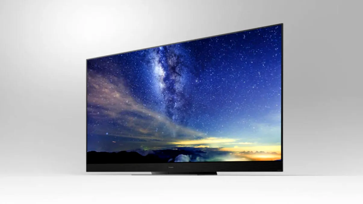 Panasonic GZ2000 este TV-ul de la CES cu ”cea mai cinematică experiență”